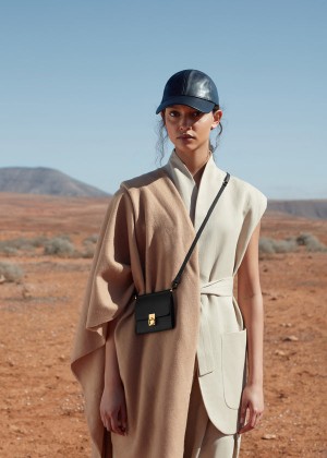 Polène Numéro Sept Crossbody Wallet Černé | SN-PLN364852